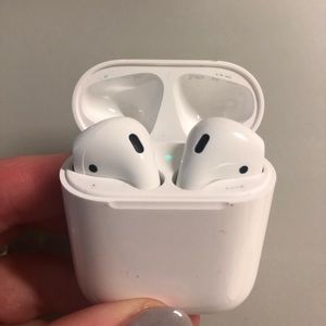 2nd Generation Airpods